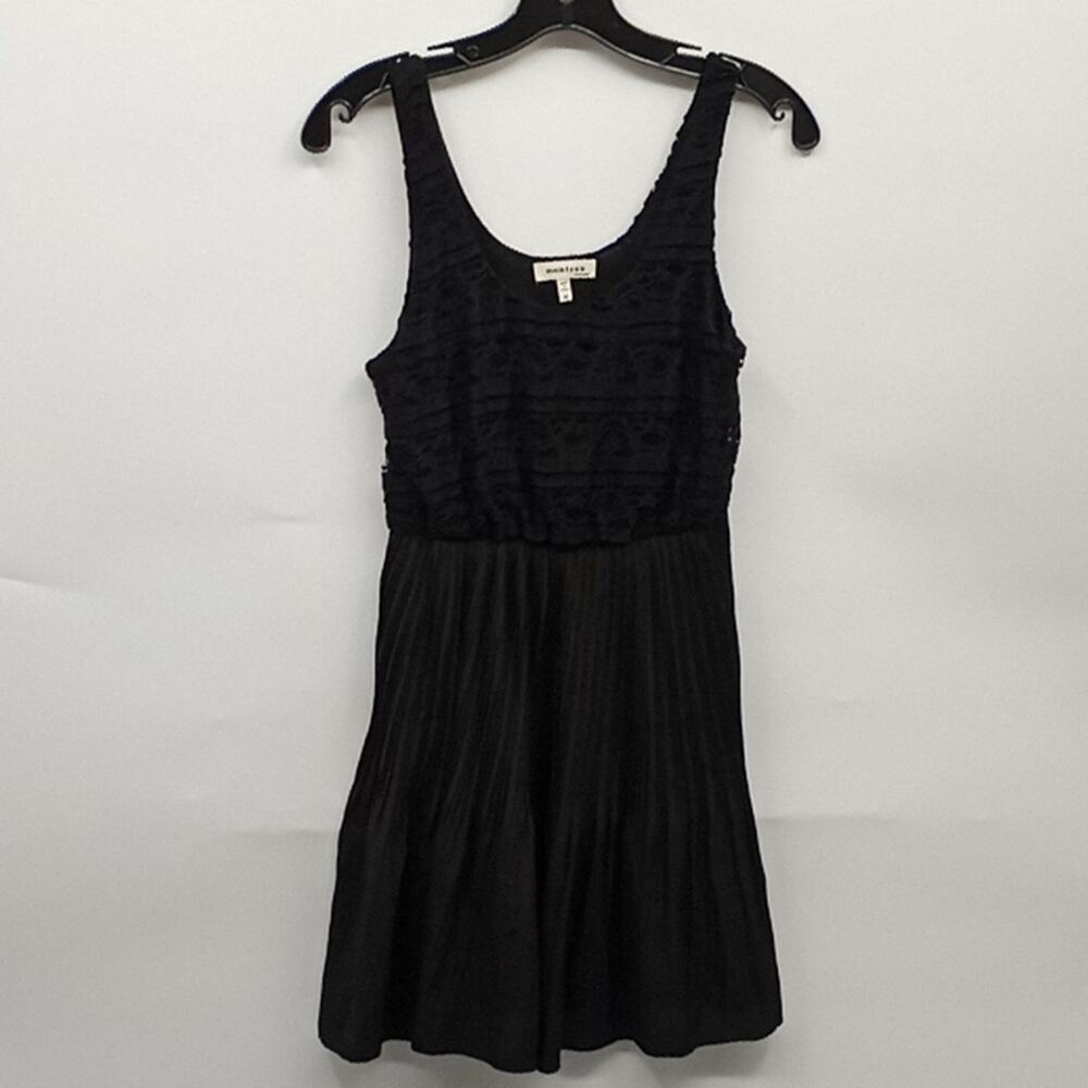 Monteau L. A. Women's Junior Black Sleeveless Little Black Mini Dress Medium